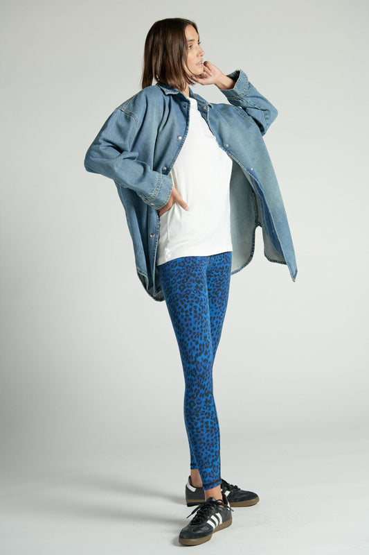 Photo of a model wearing the Leggings in Surf Blue Leopard